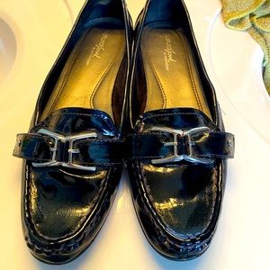 Women’s shoes size 9 Black Patent Leather